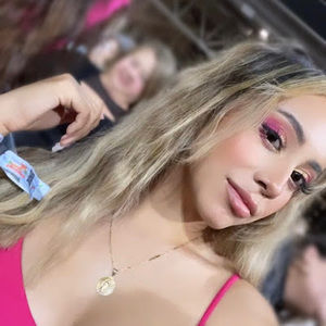 Meet your Posher, Annette